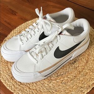 Nike Legacy Court Sneakers